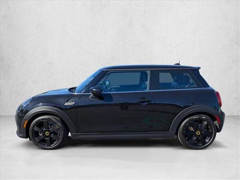 Used 2022 MINI Cooper SE image 9