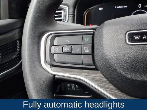 Used 2024 Jeep Wagoneer Series III image 13