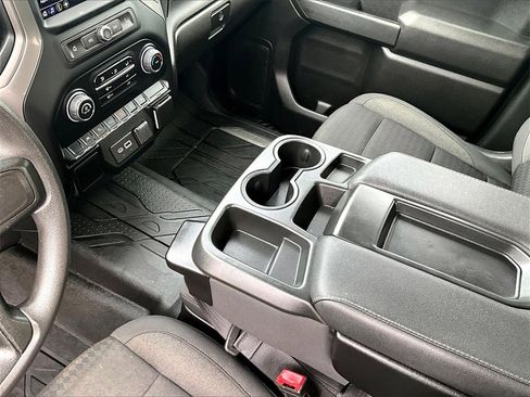 Certified 2022 Chevrolet Silverado 1500 Custom image 20