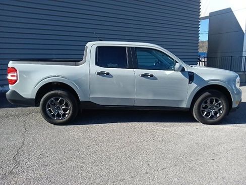 Used 2023 Ford Maverick XLT w/ XLT Luxury Package image 2