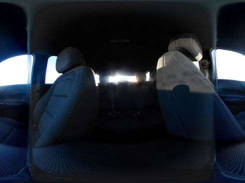 Used 2025 Chevrolet Equinox LT image 42