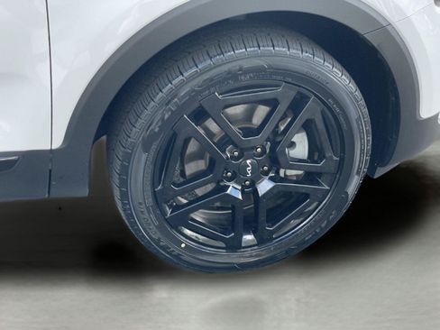 Used 2024 Kia Telluride EX X-Line AWD/4WD image 12