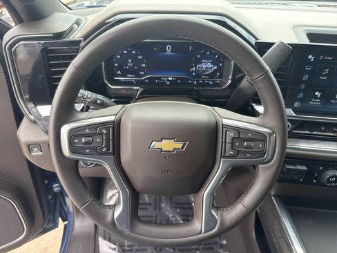 Used 2024 Chevrolet Silverado 3500 LTZ w/ LTZ Premium Package image 17