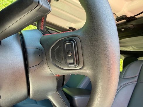 Used 2024 Jeep Wrangler Unlimited Rubicon w/ Safety Group AWD/4WD image 16