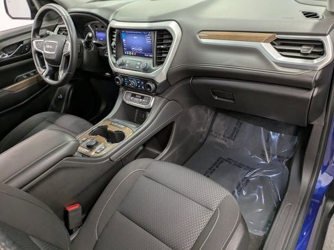 Used 2023 GMC Acadia SLE w/ Driver Convenience Package image 29