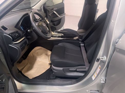 New 2026 Mitsubishi Eclipse Cross ES image 10