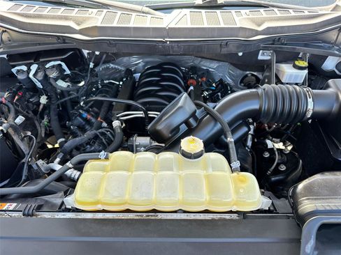 Used 2021 Ford F150 XL w/ Equipment Group 101A High AWD/4WD image 8