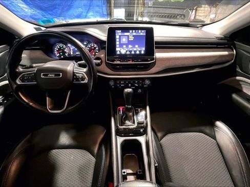 Used 2022 Jeep Compass Latitude w/ Convenience Group image 16