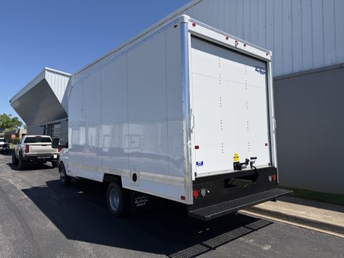 New 2026 Chevrolet Express 4500 w/ Power Convenience Package RWD image 5