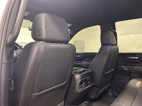 Used 2023 GMC Sierra 2500 AT4 w/ Gooseneck/5TH Wheel Package image 16