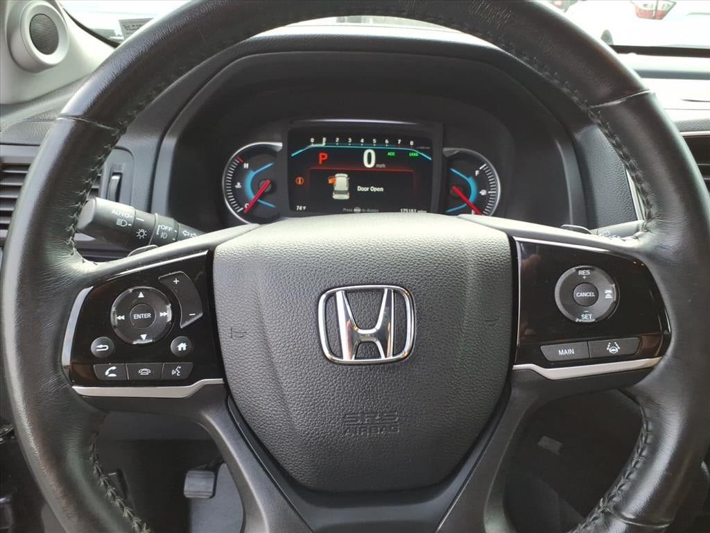 Used 2019 Honda Pilot Touring image 18