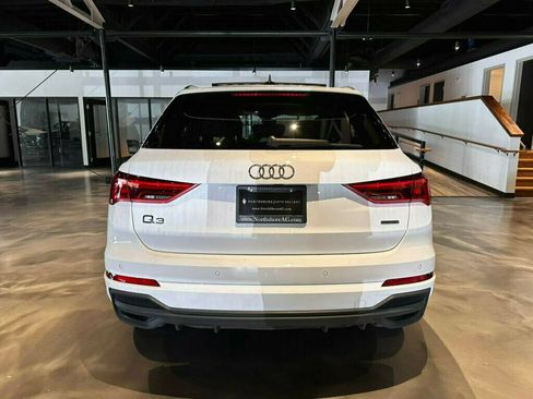 Used 2023 Audi Q3 2.0T Premium w/ Convenience Package AWD/4WD image 4