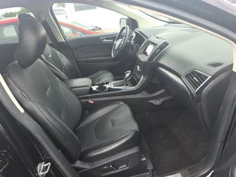 Used 2018 Ford Edge Titanium w/ Equipment Group 301A image 14