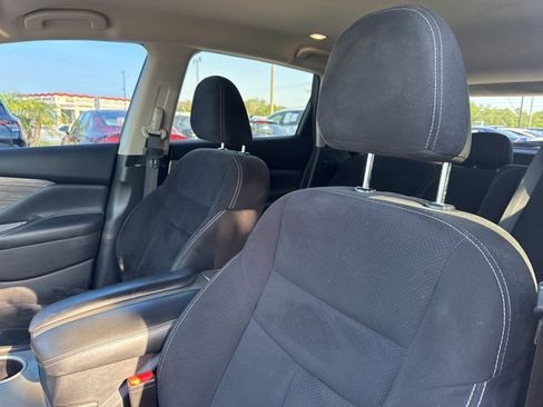 Used 2018 Nissan Murano SV image 28