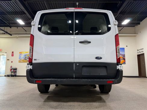 Used 2017 Ford Transit 150 XL image 16