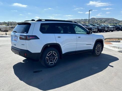 New 2026 Jeep Cherokee Laredo AWD/4WD image 5