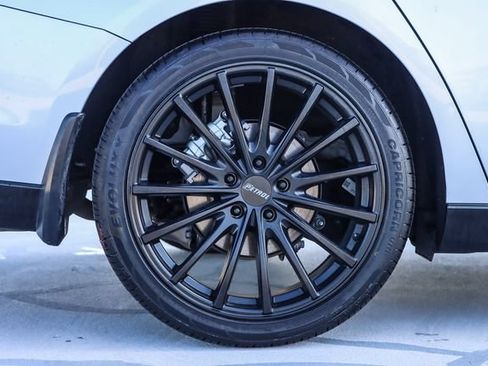 Used 2025 Honda Accord Touring image 10