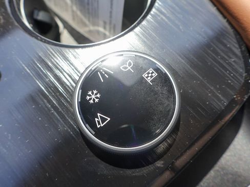 New 2026 Nissan Rogue Platinum image 15