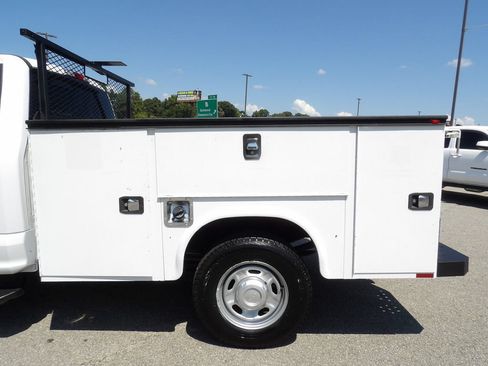 Used 2018 Ford F250 XL w/ Power Equipment Group RWD image 37