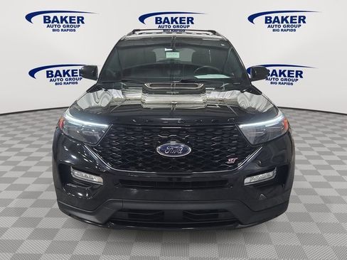 Used 2022 Ford Explorer ST w/ Equipment Group 401A image 8