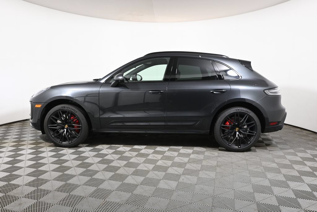 Used 2024 Porsche Macan GTS AWD/4WD image 2