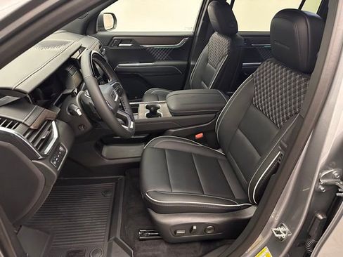 New 2026 GMC Acadia Denali image 16