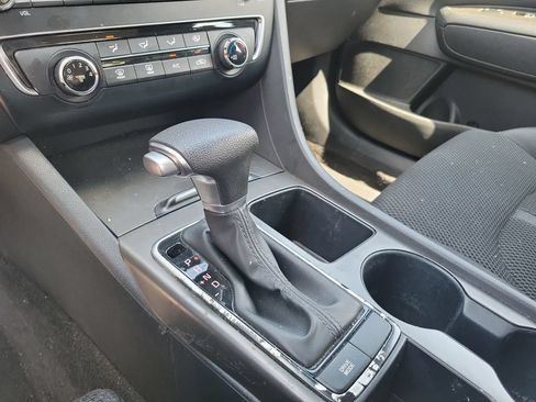 Used 2019 Kia Optima LX FWD image 21