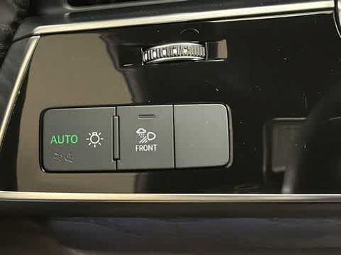 Used 2021 Audi Q8 Premium w/ Black Optic Package AWD/4WD image 16