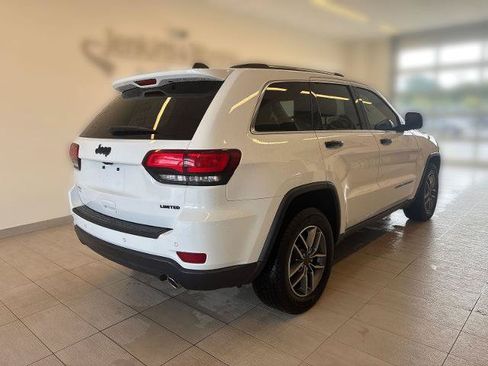 Used 2021 Jeep Grand Cherokee Limited w/ Luxury Group II RWD image 2