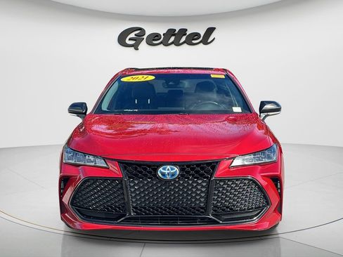 Used 2021 Toyota Avalon XSE FWD image 2