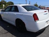 Used 2019 Chrysler 300 S image 4