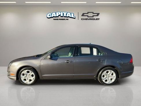 Used 2011 Ford Fusion SE w/ 202A Rapid Spec Order Code image 2