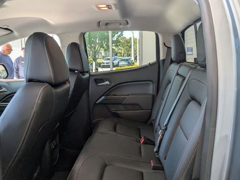 Used 2022 Chevrolet Colorado Z71 w/ Safety Package image 9