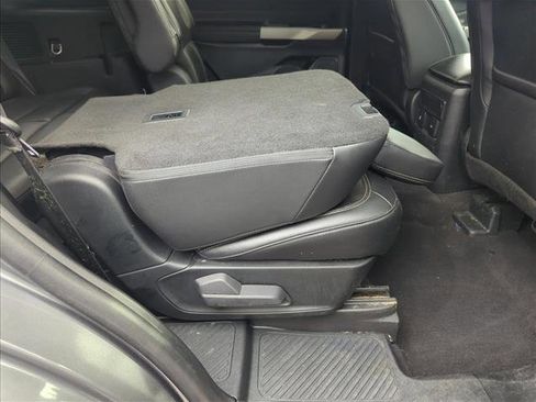 Used 2023 Ford Explorer XLT w/ Equipment Group 202A image 21