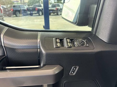 Used 2019 Ford F150 XLT w/ Equipment Group 302A Luxury AWD/4WD image 22