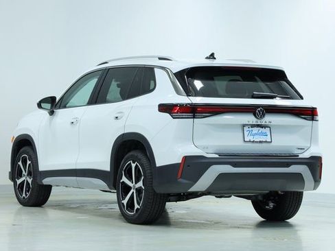 New 2025 Volkswagen Tiguan SE image 6
