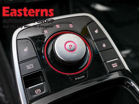 Used 2022 Kia Niro EX w/ Cold Weather Package image 13