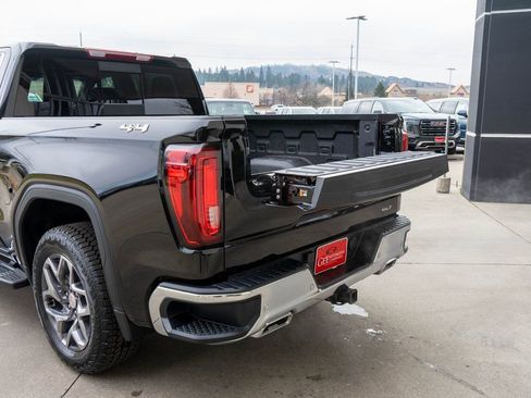 New 2026 GMC Sierra 1500 SLT w/ SLT Premium Plus Package AWD/4WD image 33