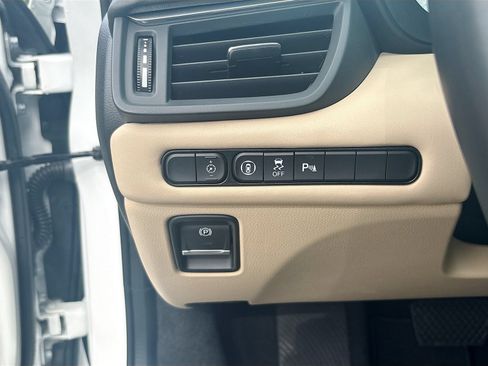 Used 2025 Acura TLX w/ Technology Package FWD image 10