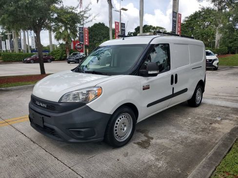Used 2019 RAM ProMaster City Tradesman FWD image 3