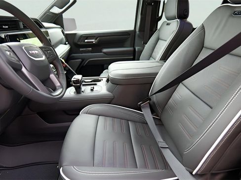 New 2026 GMC Sierra 1500 AT4X image 9