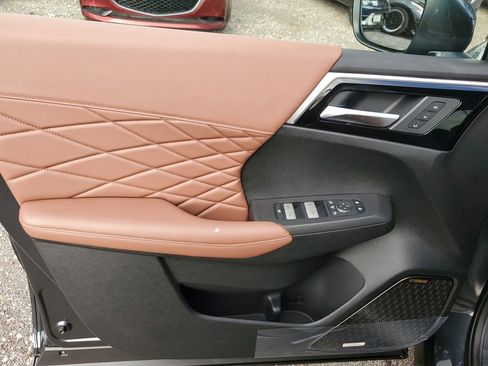 New 2026 Mitsubishi Outlander SEL FWD image 18