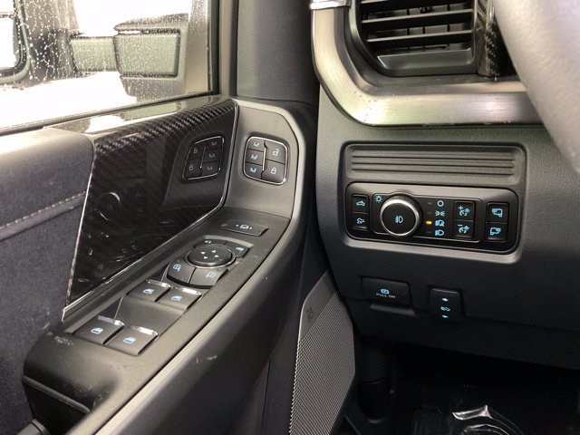 New 2026 Ford F250 Lariat w/ Black Appearance Package AWD/4WD image 21