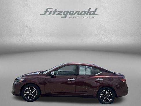 Used 2024 Nissan Sentra SV FWD image 8