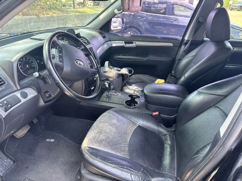 Used 2009 Kia Borrego EX w/ Luxury Pkg RWD image 5