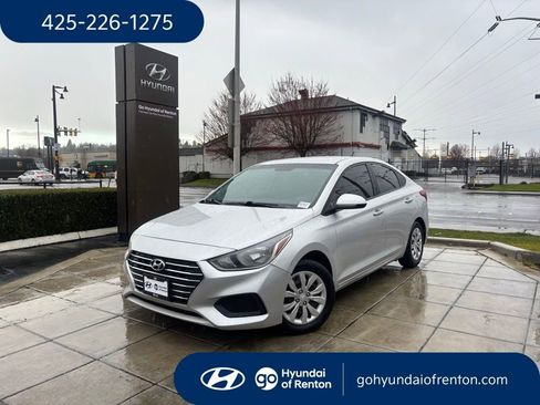 Used 2019 Hyundai Accent SE image 1