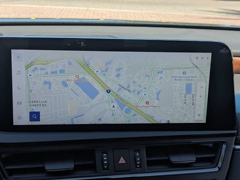 Used 2025 Lexus ES 350 w/ Premium Package FWD image 11