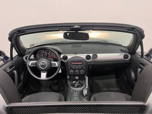 Used 2012 MAZDA MX-5 Miata Touring w/ Suspension Pkg RWD image 18