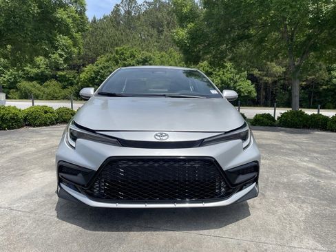 Used 2024 Toyota Corolla SE FWD image 9