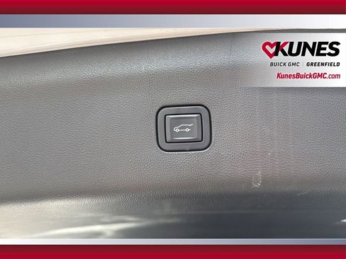 Used 2022 Buick Enclave Premium AWD/4WD image 40